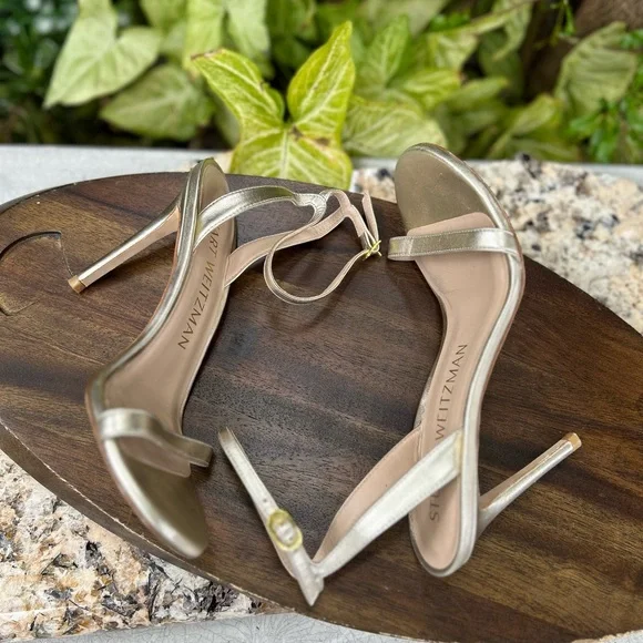 Stuart Weitzman Barelynude 100 sandals light gold size 8 women